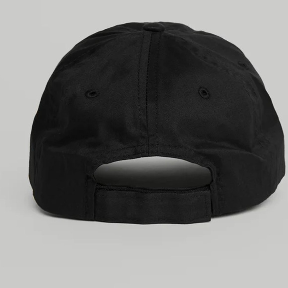 ALO Yoga Classic Black Women’s Hat - Picture 4 of 5